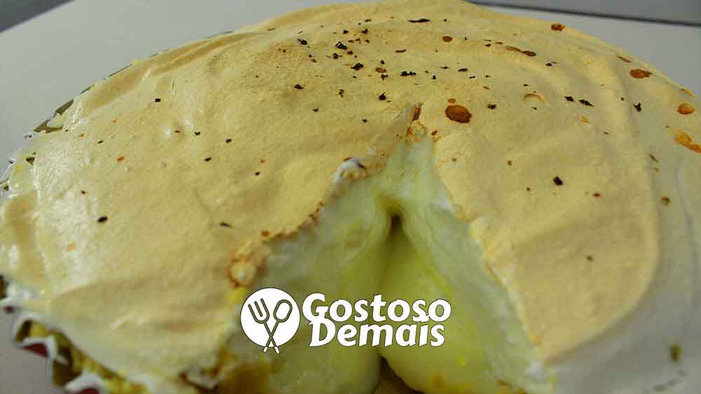 Torta de Limão com Merengue