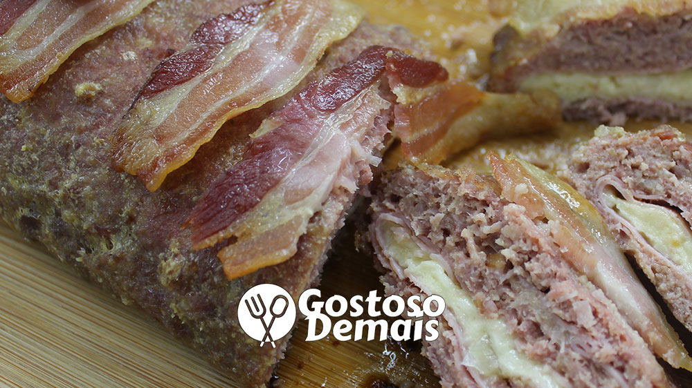 Rocambole de Carne e Bacon